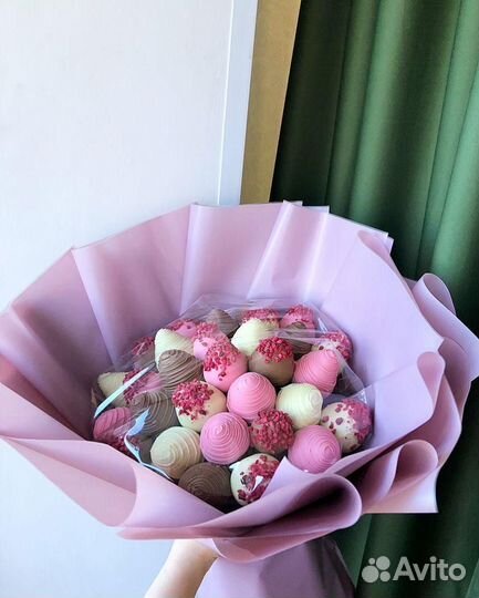 Букет из клубники в шоколаде