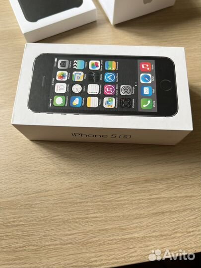 Коробка от iPhone 5s
