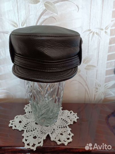 Мужская кожаная кепка