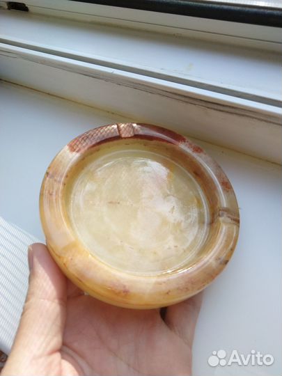 Пепельница из оникса новая