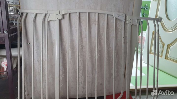 Ворота безопасности для собак в дверной проем