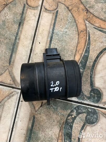 Расходомер воздуха Volkswagen/Audi/Skoda