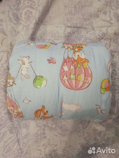 Подушечка-рукав для кормления малыша