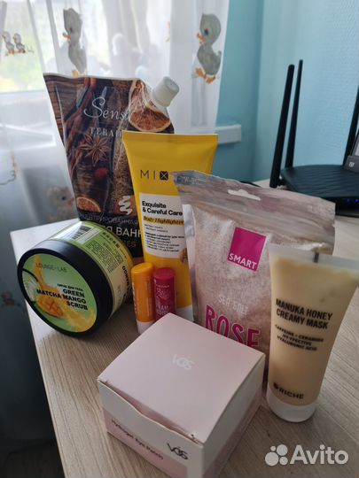 Уходовая косметика пакетом 22 предмета
