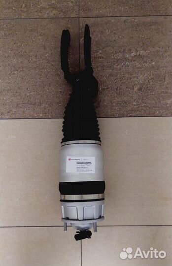 Пневмостойка Porsche Cayenne 958 новый