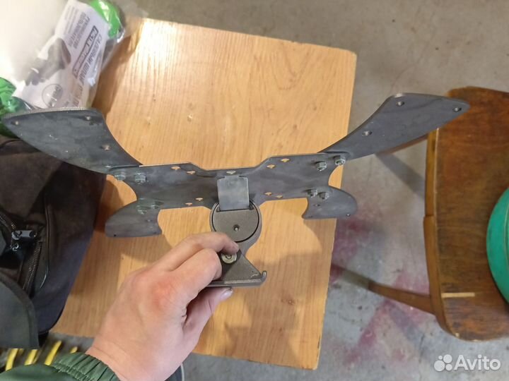 Кронштейн для телевизора