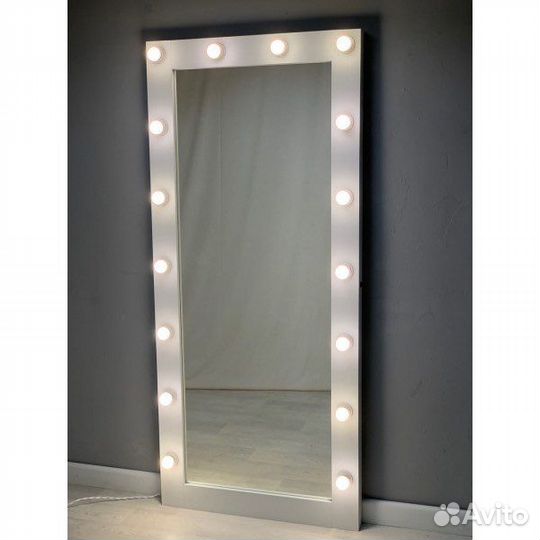 Гримерное зеркало