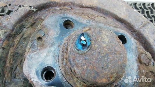 Ступица задняя левая toyota corolla verso 2 (HDN18