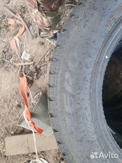 Pirelli Ice Zero 205/60 R16