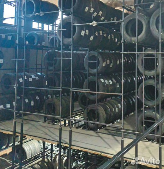 Goodyear Ice Navi Zea 215/60 R16 96N