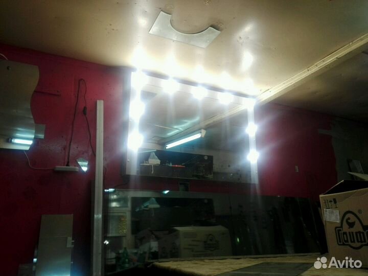 Зеркало с подсветкой