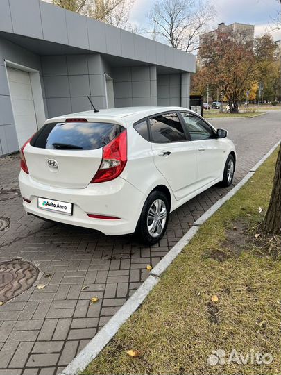 Hyundai Solaris 1.6 AT, 2015, 273 000 км