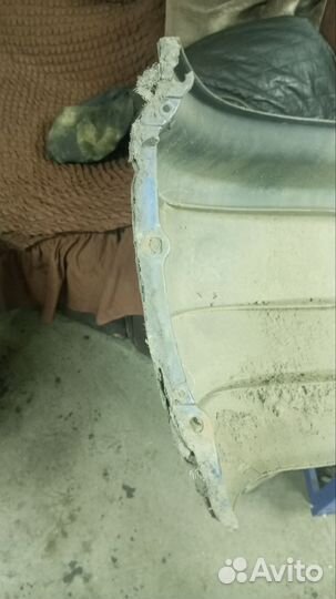 Бампер задний toyota vista sv40