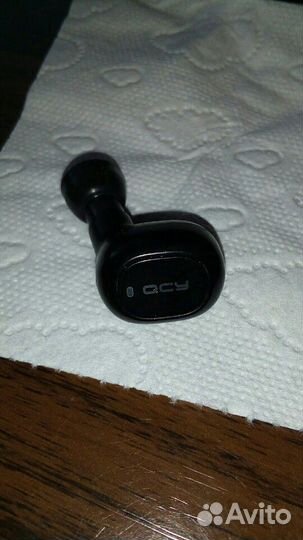 Беспроводные наушники левый QCY