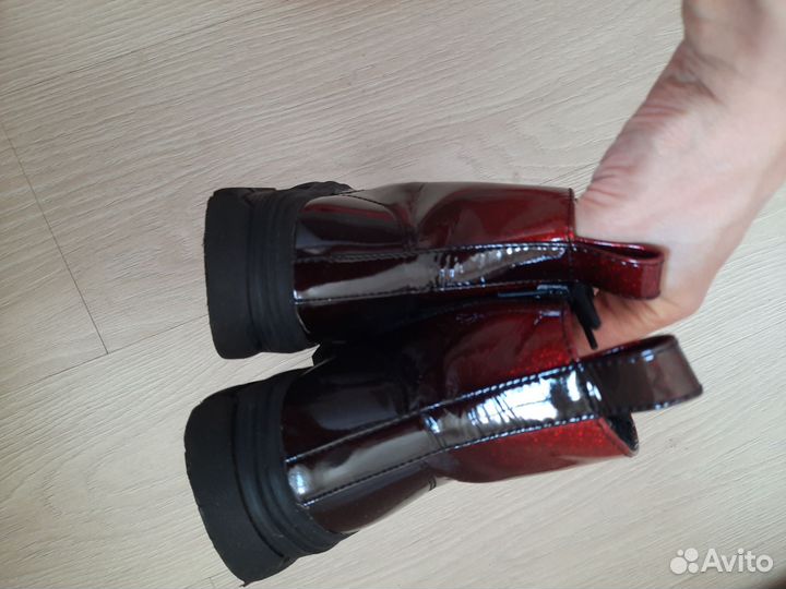 Ботинки для девочки на флисе 33