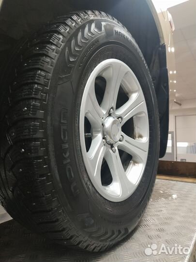 Nokian Tyres Hakkapeliitta 5 SUV 265/65 R17