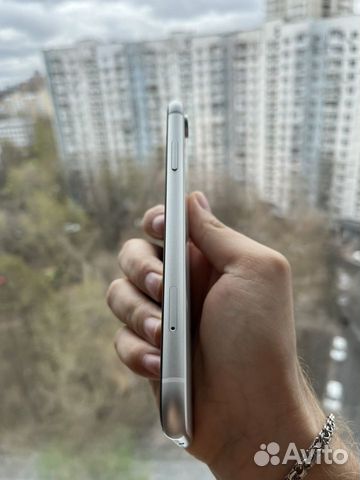iPhone Xr, 64 ГБ объявление продам