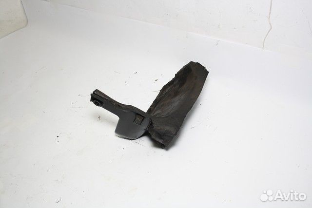 Кожух маховика ME204017 Mitsubishi Pajero 4