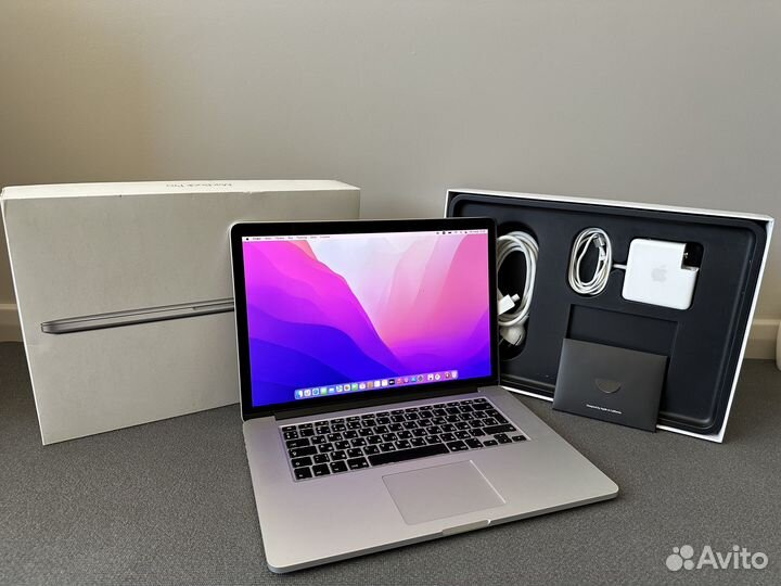 Apple MacBook Pro 15 2018 16/256/ Новый АКБ