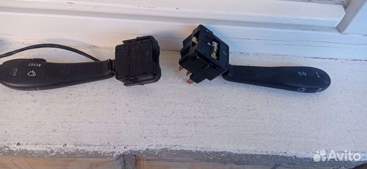 Подрулевой переключатель