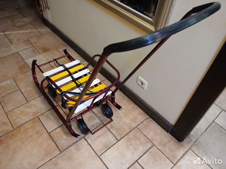 Санки детские с системой выдвижных колес nika