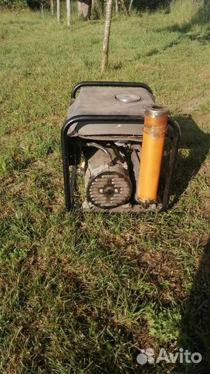 Бензогенератор бу