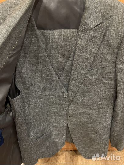 Мужской костюм тройка