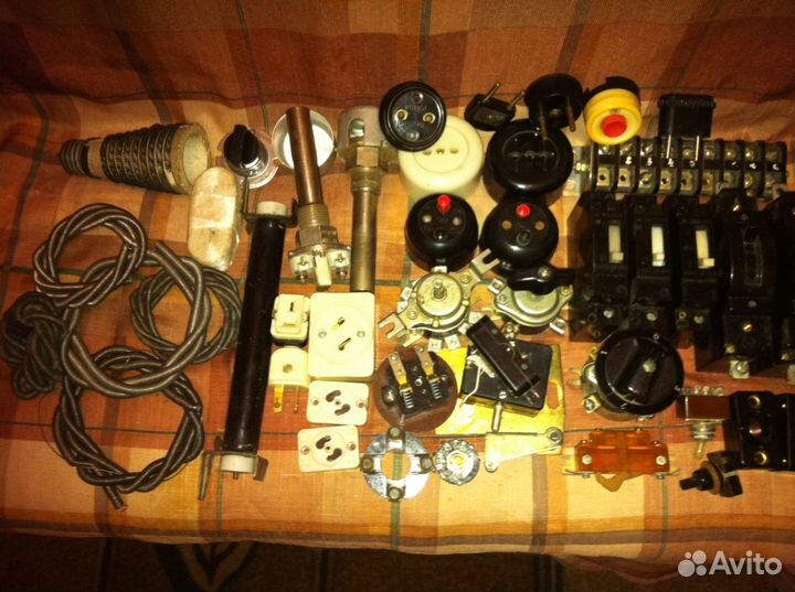 Измерительные приборы и разная электрика