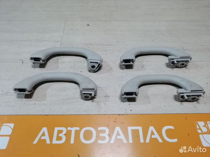 Ручка потолка Skoda Octavia A5 Октавия A5