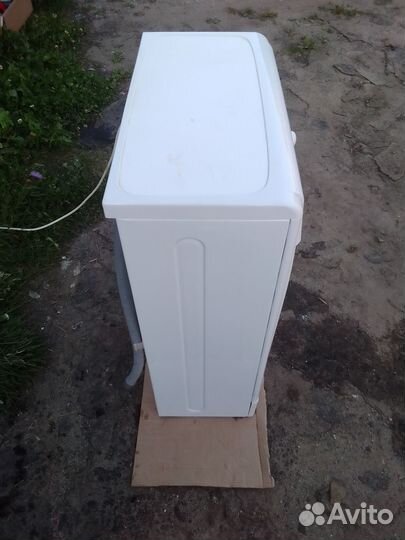 Стиральная машина Indesit супер узкая 33см