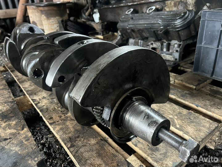 Коленчатый вал Ямз 7511