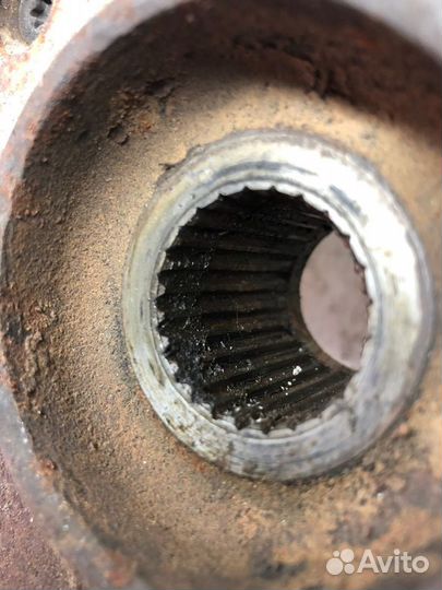 Поворотный кулак Peugeot 307