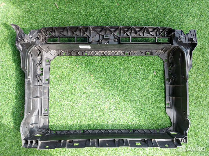 Передняя панель (Рамка радиаторов) Skoda Kodiaq