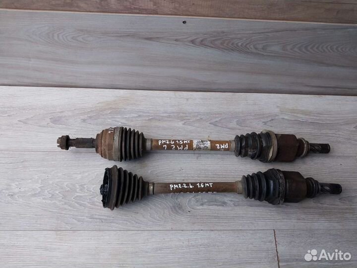 Привод левый Renault Megan 2 МКПП