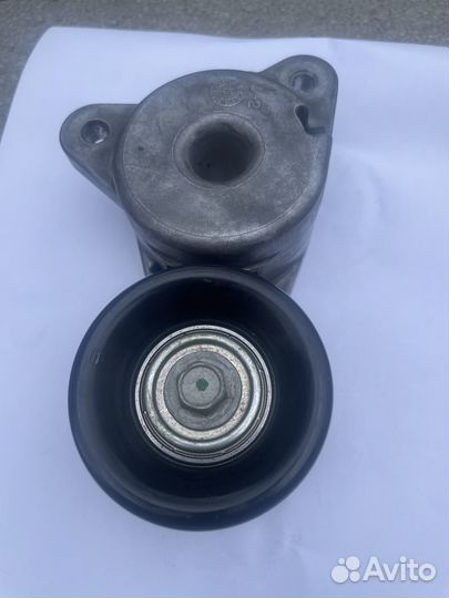 Ролик натяжной Nissan Teana J32 2.5 V6 оригинал
