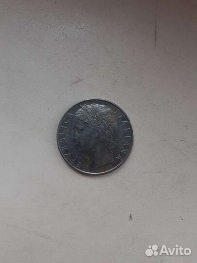 Монета L.IOO 1962 года