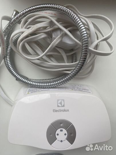 Нагреватель проточный Electrolux Smartfix2 5.5квт