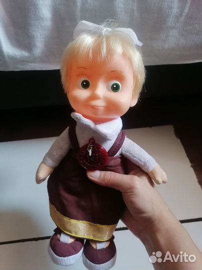 Игрушка Маша Медведь