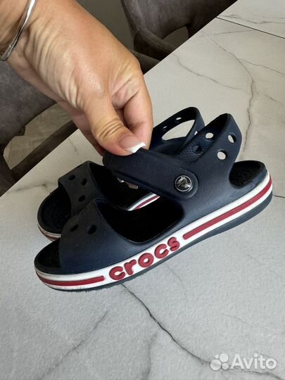 Сандалии crocs c 11