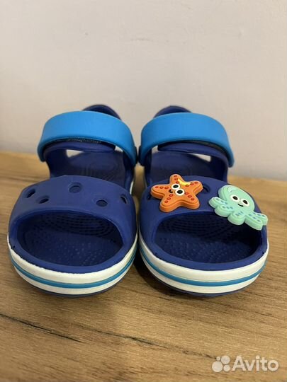 Сандали crocs c8