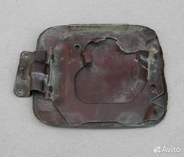 Лючок топливного бака Mazda 626 GE 2.0