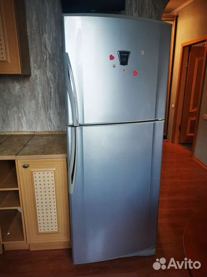 Холодильник sharp