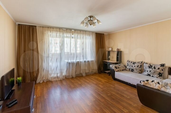 2-к. квартира, 70 м², 6/10 эт.