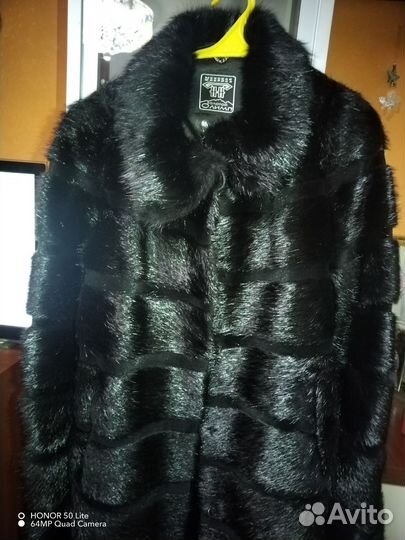 Шуба натуральная, чёрного цвета, нутрия, под норку