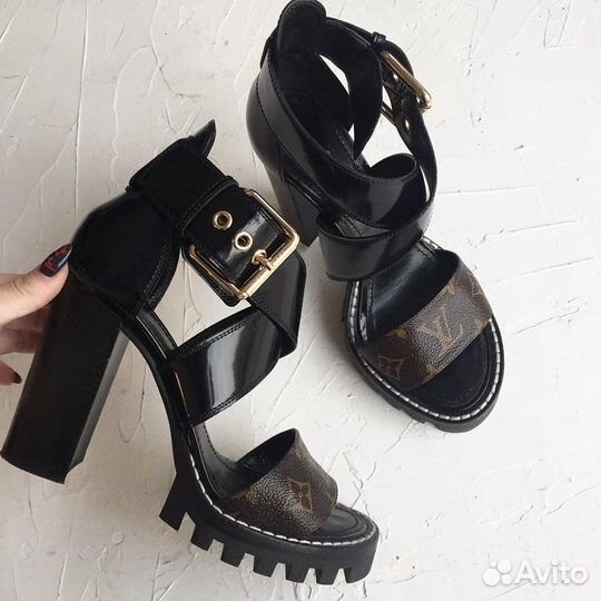 Босоножки louis vuitton