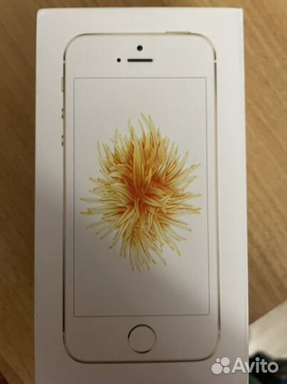 Коробка iPhone se 32gb