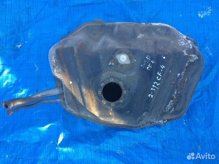 Бензобак honda accord CF4