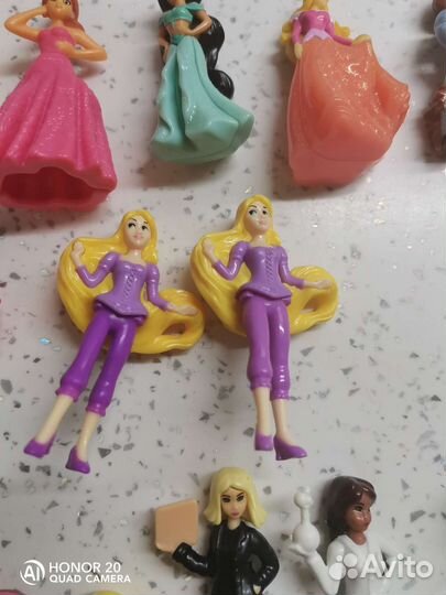 Игрушки из киндера принцессы и барби