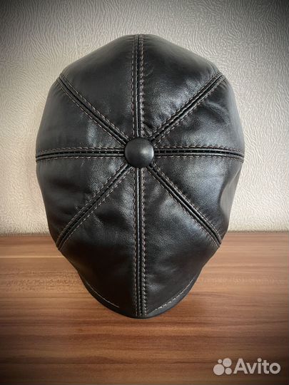 Кожаная кепка восьмиклинка
