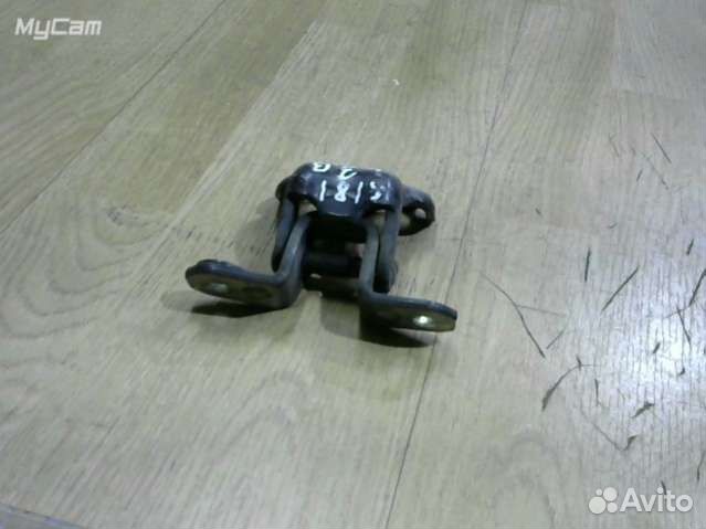 Петля двери задней левой Suzuki Liana